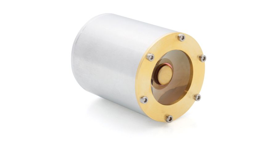 XARION Thermoacoustic Emitter: a cylindrical metal transducer with a gold-coloured focusing element for generating air-coupled ultrasound pulses